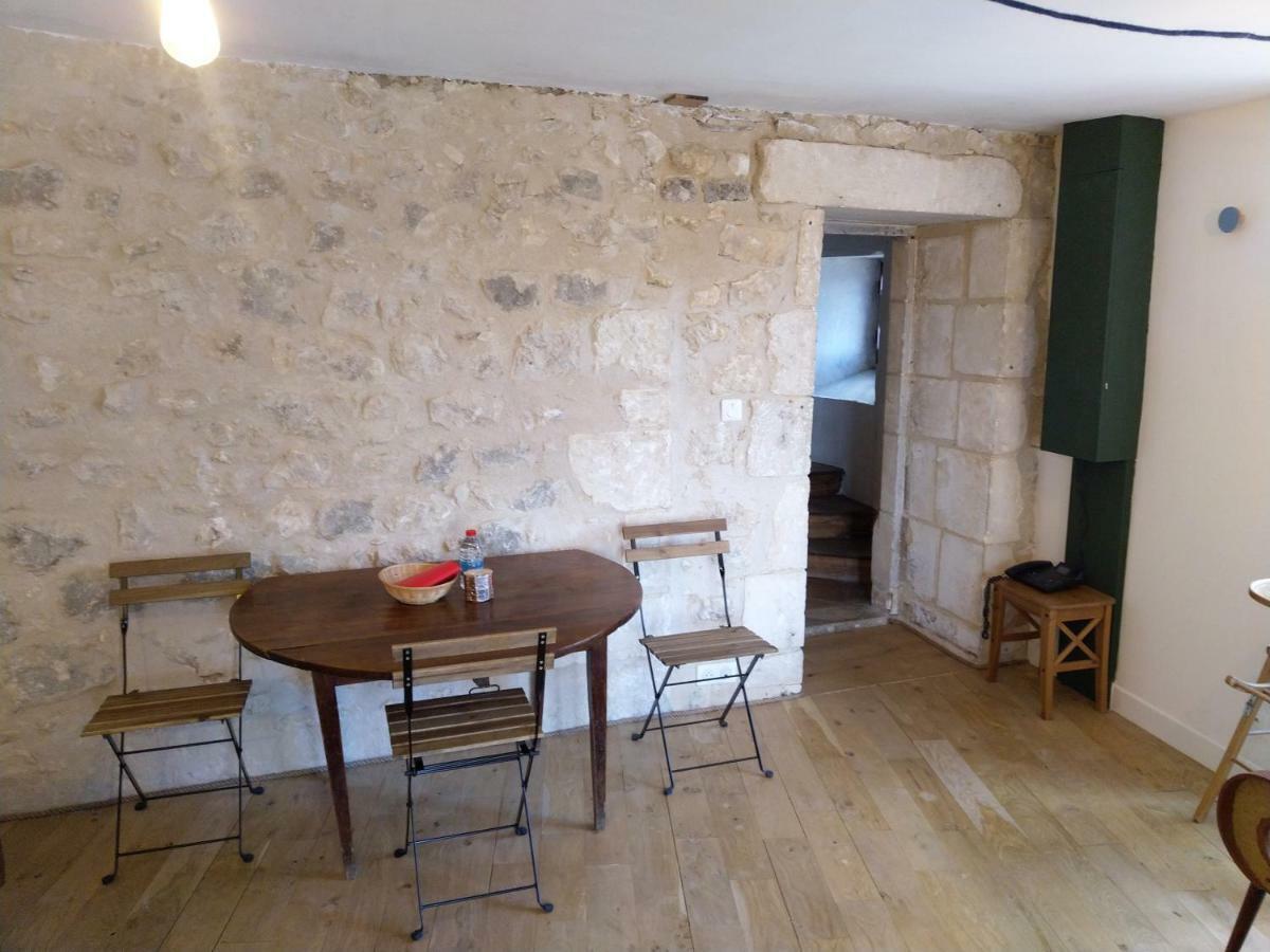 Tour Duguesclin Apartment Chauvigny Exterior photo